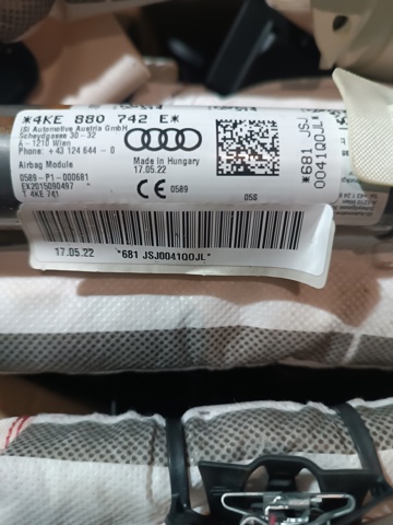 4KE880742E VAG Подушка безопасности (AIRBAG) шторка боковая правая купить в Кривой Рог