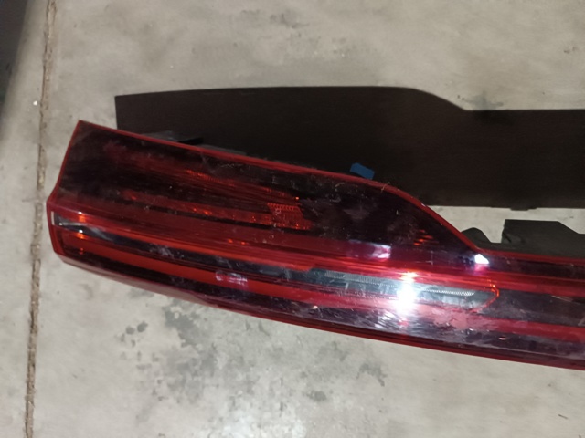 4KE945095G Фонарь задний центральный купить Ужгород