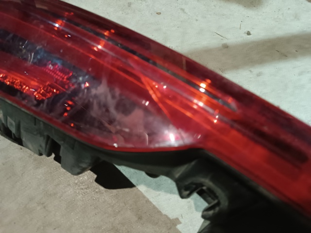 4KE945095G Фонарь задний центральный купить Полтава