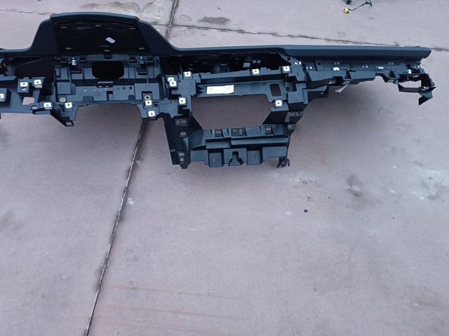 4KL857001E24A VAG Торпедо купить в Николаев