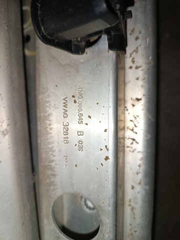VAG 4M0805645 в наличии Киев