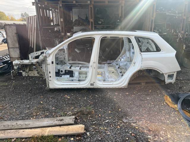 VAG 4M0809837 Крыло заднее левое в наличии Одесса