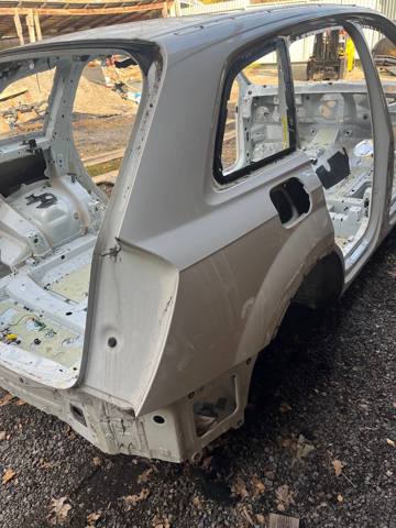 Крыло правое заднее 4M0809838 VAG