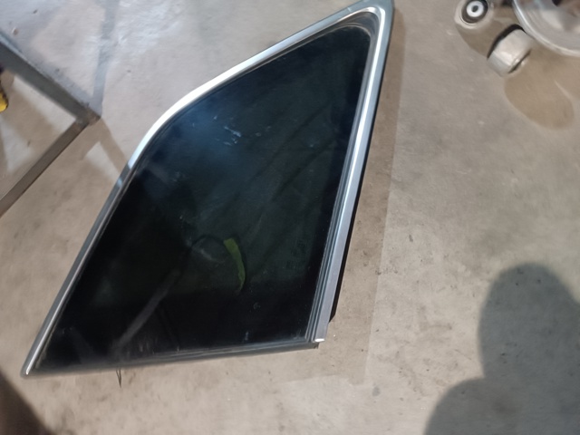 4M0845297B VAG Стекло кузова (багажного отсека) левое купить в Полтава