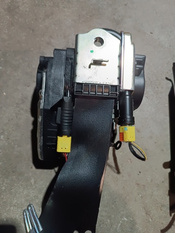 VAG 4M0857705KV04 Ремень безопасности передний левый в наличии Киев