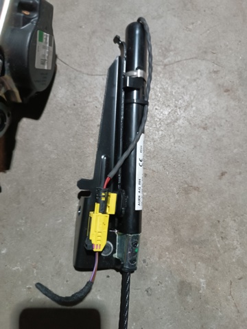 4M0857706KV04 VAG Ремень безопасности купить в Украина