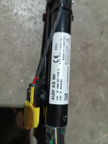4M0857706KV04 VAG Ремень безопасности передний правый купить в Украина