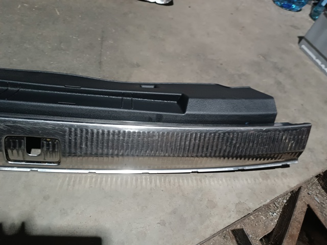 4M0864483K VAG купить в Ужгород