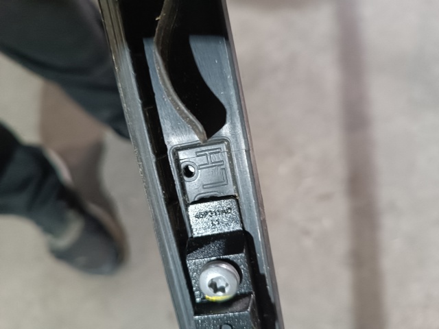 BMW 51137414349 Рейлинг крыши левый в наличии Винница