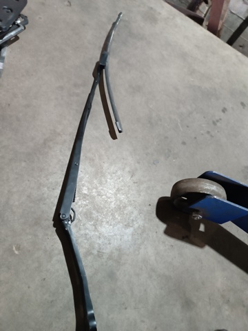 51138492677 BMW Рычаг-поводок стеклоочистителя лобового стекла купить в Житомир