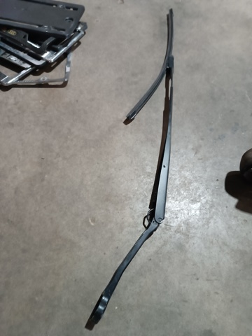 Рычаг дворника 51138492677 BMW