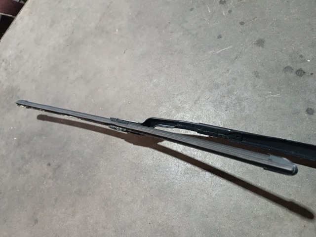 51138492677 BMW Поводок стеклоочистителя купить в Украина
