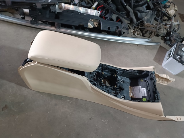 BMW 51166823204 в наличии Хмельницкий