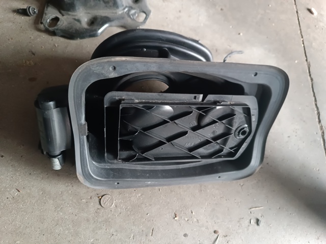 Шланг заливной горловины, топливного бака 51177359171 BMW