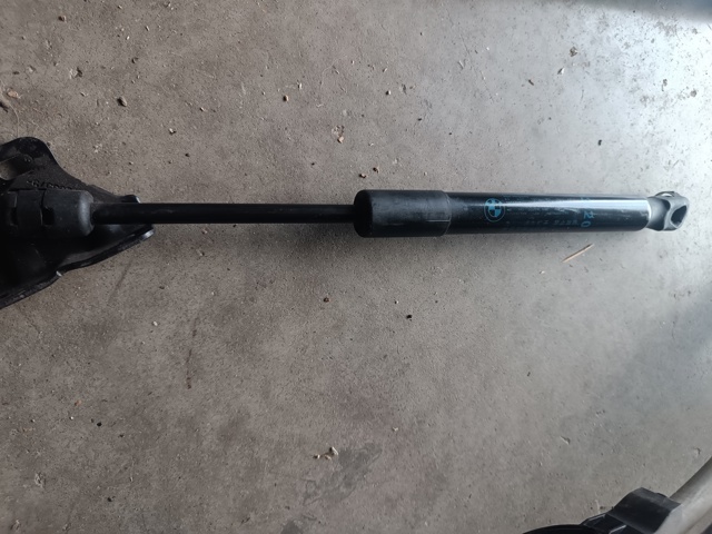 Упор капота 51237300567 BMW