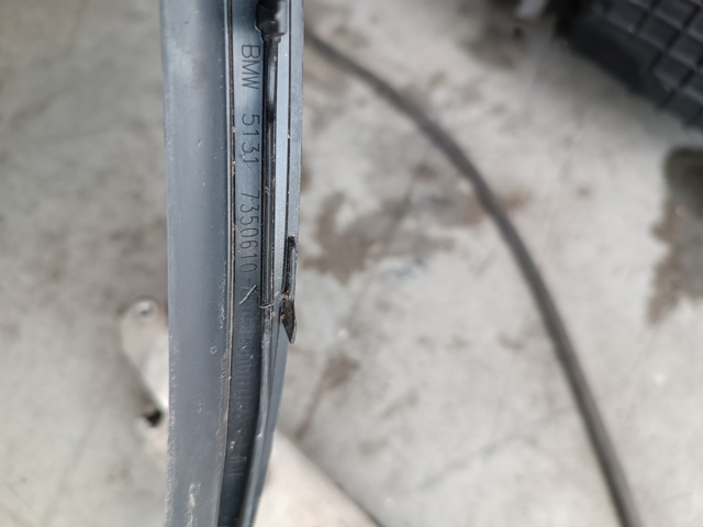 51317350610 BMW Молдинг лобового стекла правый купить в Ровно