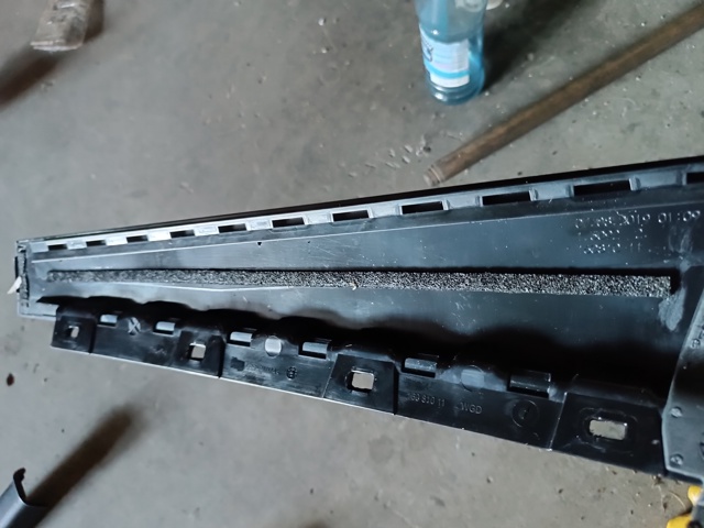 51357349675 BMW Накладка двери задней левой вертикальная купить в Харьков