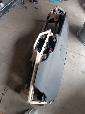 Передняя панель 51457937293 BMW