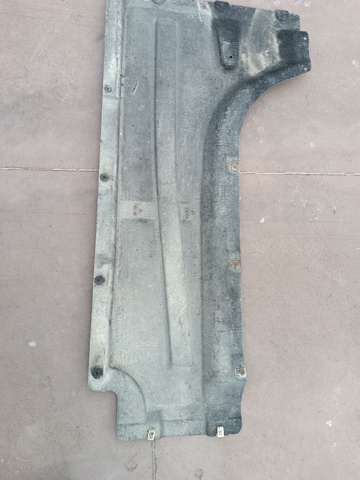 Защита днища, правая 51757394746 BMW