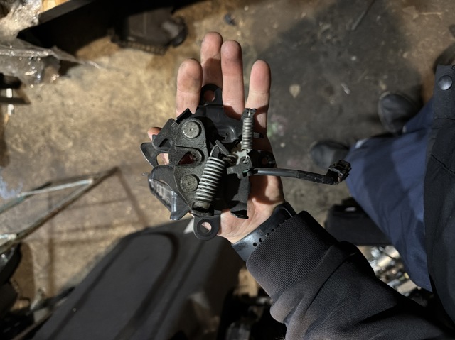 5351048300 TOYOTA Замок капота купить в Каменское
