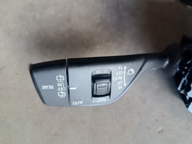BMW 61316823666 Подрулевой переключатель в наличии Запорожье