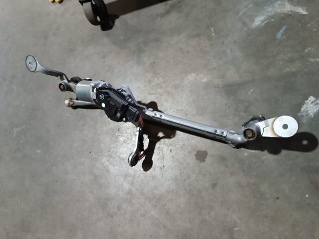 61617399004 BMW Трапеция дворников купить в Каменское