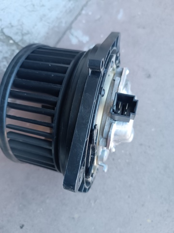 Электромотор печки 64119382861 BMW