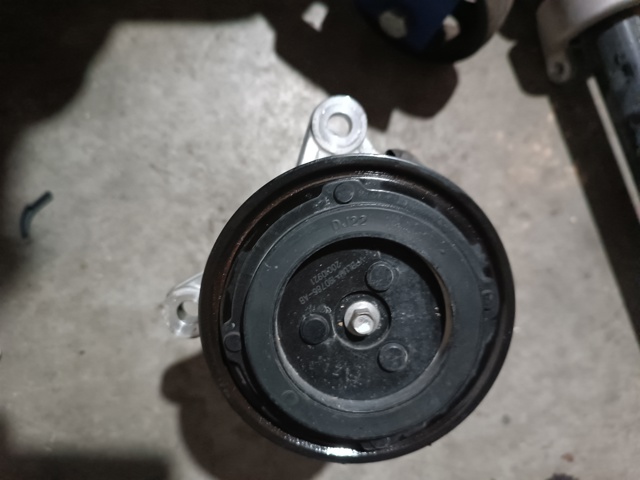 64526842618 BMW Компрессор кондиционера купить в Ирпень