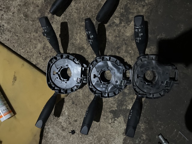 Переключатели подрулевые 68141120AL CHRYSLER