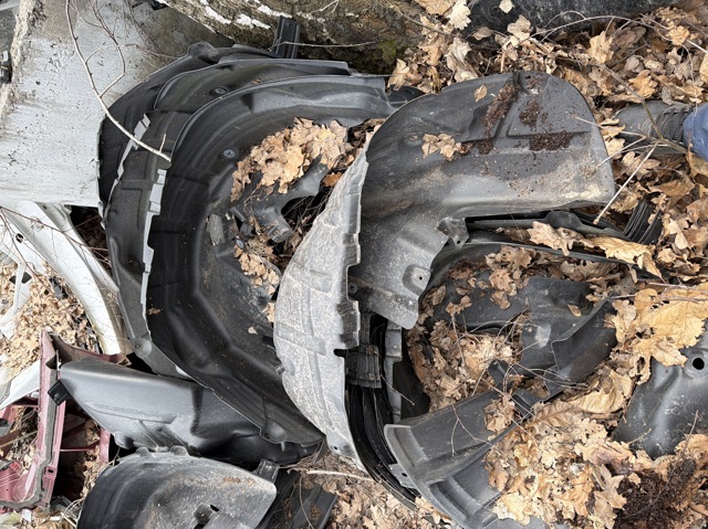 Подкрылок заднего крыла, левый 68209677AF CHRYSLER