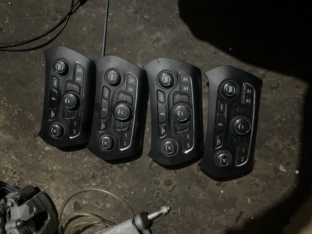 Механизм управления кондиционером 68293521AC CHRYSLER