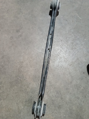 Балансир задний правый 6871016 BMW