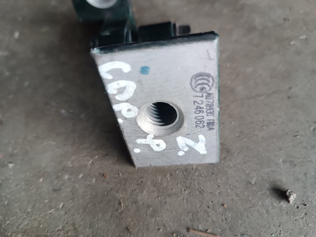 7246062 BMW купить в Львов