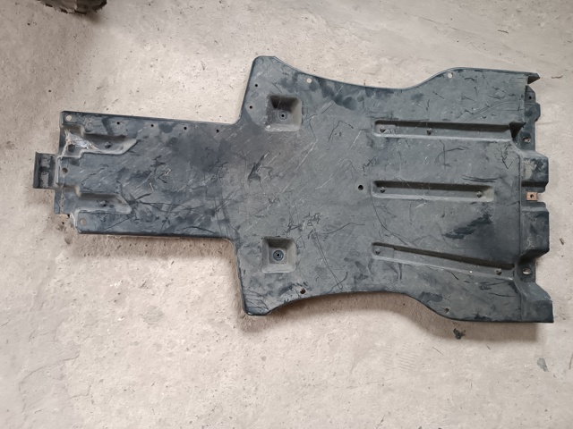 Защита двигателя задняя 7L8825231A VAG