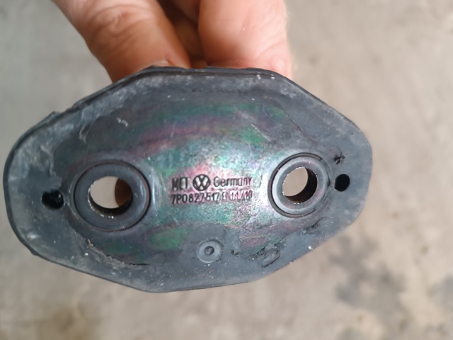 VAG 7P0827517E в наличии Черкассы