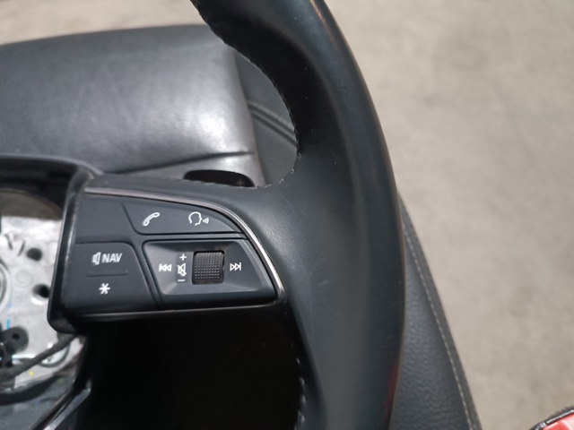 VAG 80A419091J Рулевое колесо в наличии Павлоград