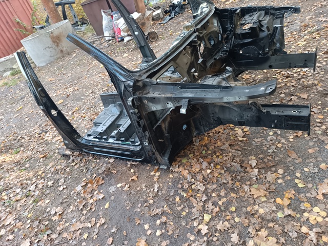 VAG 80A803104TASTL Лонжерон рамы передний правый в наличии Тернополь