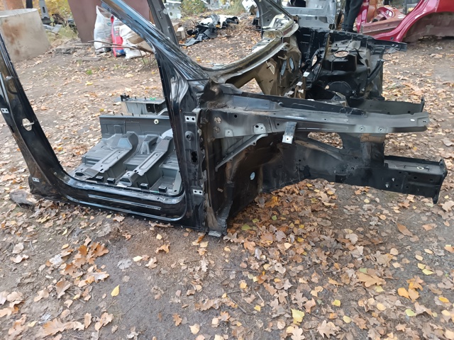 Лонжерон передний правый 80A803104TASTL VAG