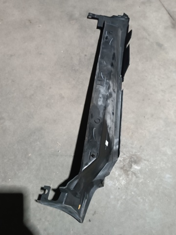 80A821170A VAG Уплотнитель крыла купить в Запорожье