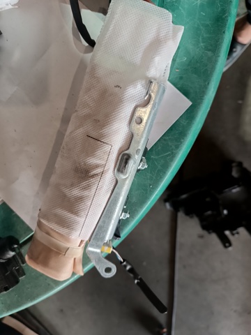 80A880242F Подушка безопасности (AIRBAG) спинки сиденья правого купить Чернигов