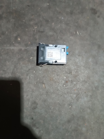 BMW 84108711938 USB-разветвитель в наличии Тернополь