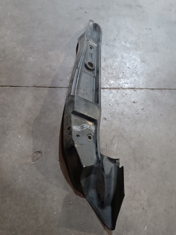 Уплотнитель арки крыла 8R0821111C VAG