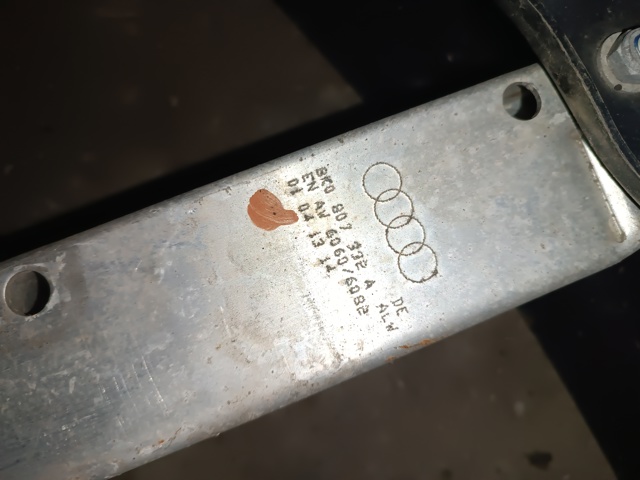 8T0807313 VAG Усилитель бампера заднего купить в Чернигов