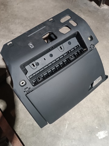 VAG 8V5880302A6PS Ящик перчаточный (бардачок) в наличии Львов