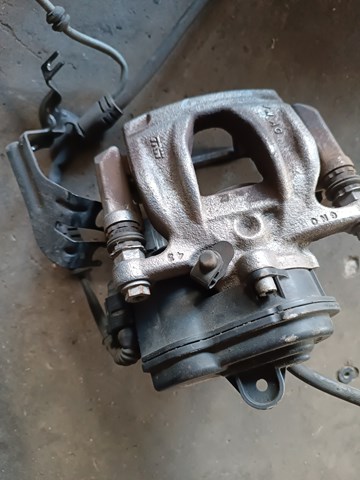 8W0405BD Суппорт задний левый купить Сумы