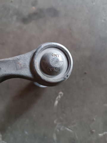 VAG 8W0423812C Рулевой наконечник в наличии Винница