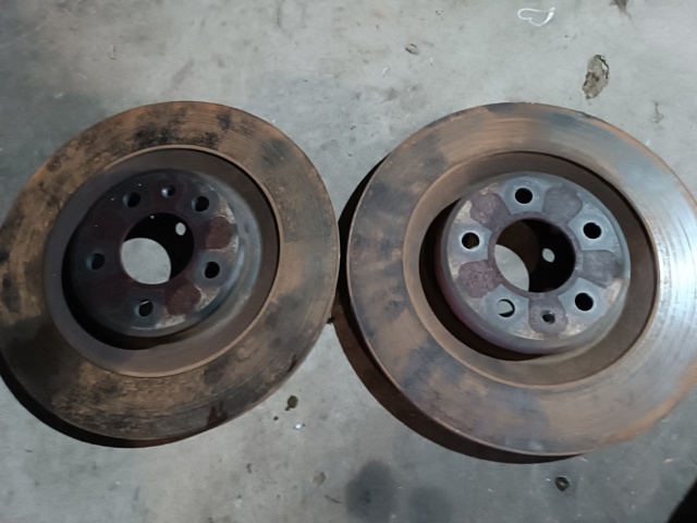 Тормоз дисковый передний 8W0615301AB VAG