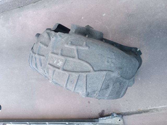 8W0810172F Подкрылок задний правый купить Житомир