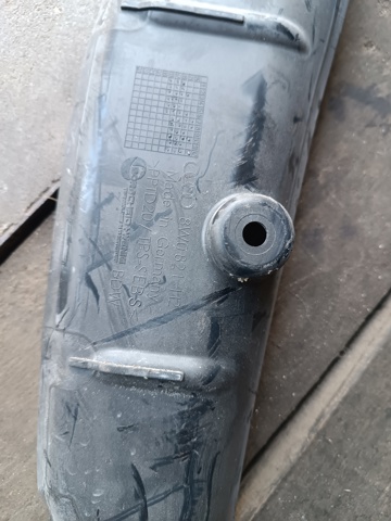 8W0821112 VAG Уплотнитель крыла купить в Киев