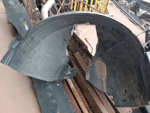 8W0821171A Подкрылок крыла переднего левый купить Полтава